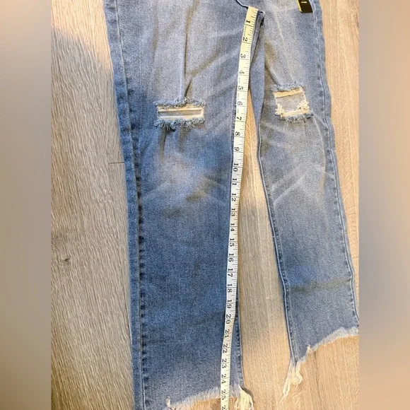 Art Class Light Blue Distressed Jeans NWT size 14 - Picture 7 of 7